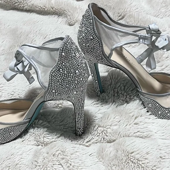 W7.5 Betsey Johnson Rhinestone Stilettos - Picture 3 of 14